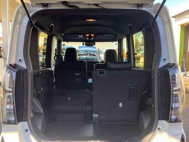 タント カスタムＲＳ　純正ナビゲーション　バックモニター　スマートアシスト・ＬＥＤヘッドライト・１５インチアルミホイール・両側パワースライドドア・ＵＳＢソケット・運転席助手席シートヒーター・レザー調Ｘフルファブリックシート・本革巻ステアリングホイール（16枚目）