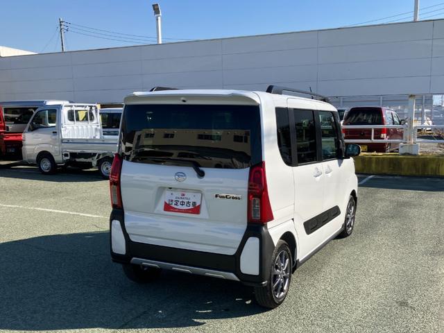 タント ファンクロス　純正ナビ　パノラマモニター　スマートアシスト・ＬＥＤヘッドライト・１４インチアルミホイール・両側パワースライドドア・ＵＳＢソケット・運転席助手席シートヒーター・フルファブリックシート（22枚目）