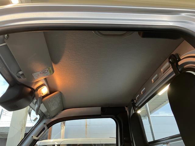 ハイゼットトラック スタンダード　４ＷＤ　ＣＶＴ　ＡＭ／ＦＭラジオデッキ　スマートアシスト・切り替え式４ＷＤ（ＣＶＴ車）・荷台フロア長２，０３０ｍｍ・荷台幅１，４１０ｍｍ・防錆鋼鈑・ハロゲンヘッドランプ・マニュアルエアコン（11枚目）