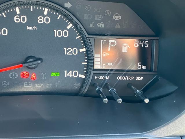 ハイゼットトラック スタンダード　４ＷＤ　ＣＶＴ　ＡＭ／ＦＭラジオデッキ　スマートアシスト・切り替え式４ＷＤ（ＣＶＴ車）・荷台フロア長２，０３０ｍｍ・荷台幅１，４１０ｍｍ・防錆鋼鈑・ハロゲンヘッドランプ・マニュアルエアコン（10枚目）