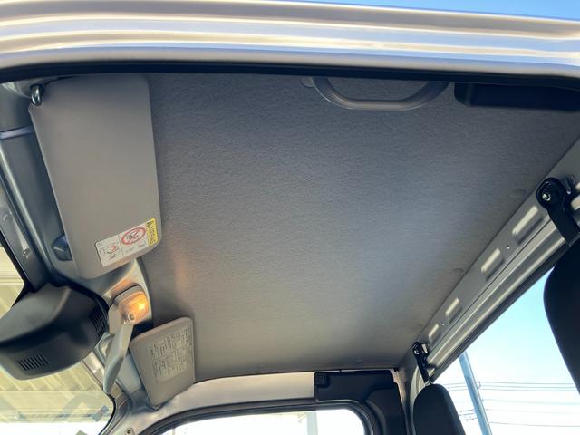 ハイゼットトラック スタンダード　４ＷＤ　ＣＶＴ　ＡＭ／ＦＭラジオデッキ　スマートアシスト・切り替え式４ＷＤ（ＣＶＴ車）・荷台フロア長２，０３０ｍｍ・荷台幅１，４１０ｍｍ・防錆鋼鈑・ハロゲンヘッドランプ・マニュアルエアコン（11枚目）