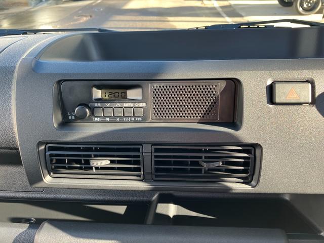 ハイゼットトラック スタンダード 4WD MT AM/FMラジオデッキ スマートアシスト・荷台フロア長2,030mm・荷台幅1,410mm・防錆鋼鈑・ハロゲンヘッドランプ・マニュアルエアコン(7枚目)