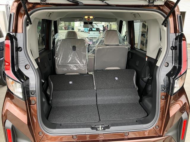 ムーヴ Ｘ　純正１０インチナビ　バックモニター　スマートアシスト・フルＬＥＤヘッドランプ・１４インチスチールホイール＆キャップ・マルチインフォメーションディスプレイ・キーフリー・左側パワースライドドア（17枚目）