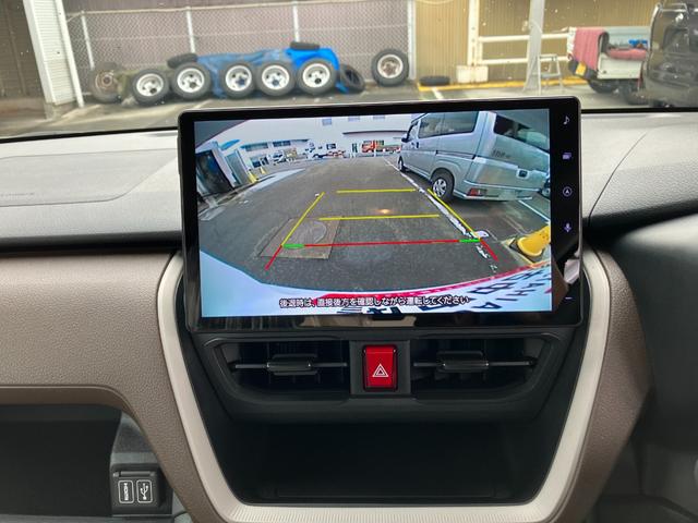 ムーヴ Ｘ　純正１０インチナビ　バックモニター　スマートアシスト・フルＬＥＤヘッドランプ・１４インチスチールホイール＆キャップ・マルチインフォメーションディスプレイ・キーフリー・左側パワースライドドア（8枚目）