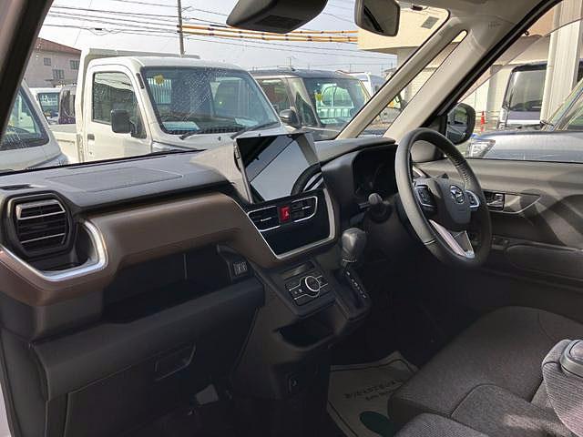 ムーヴ ＲＳ　純正１０インチナビ　パノラマモニター　スマートアシスト・フルＬＥＤヘッドランプ・ＬＥＤフォグランプ・１４インチアルミホイール・プッシュエンジンスタート両側パワースライドドア・ＵＳＢソケット（6枚目）