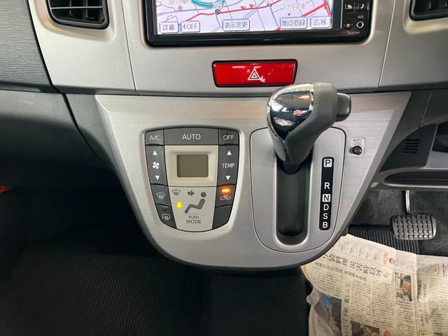 ムーヴ カスタム　Ｇ　純正ナビ保証対象外　１オーナー　ＡＷ　キーレスエントリー　スマートキー　ＡＢＳ　運転席エアバッグ　記録簿　パワーウィンドウ　オートエアコン（9枚目）