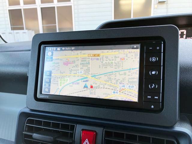 タント Ｘ　純正ナビゲーション　バックモニター　スマートアシスト・ＬＥＤヘッドランプ・ヘッドランプ自動消灯機能・プッシュエンジンスタート・セキュリティアラーム・オートエアコン・左側パワースライドドア・電動格納ドアミラー（7枚目）