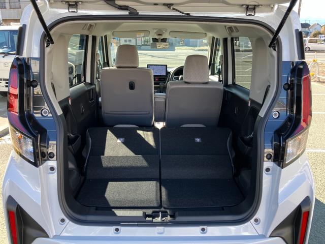 ムーヴ Ｘ　純正１０インチナビ　スマートアシスト・フルＬＥＤヘッドランプ・１４インチスチールホイール＆キャップ・マルチインフォメーションディスプレイ・キーフリー・左側パワースライドドア（17枚目）