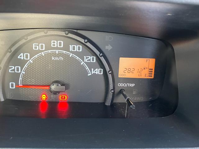 ハイゼットトラック エクストラ　４ＷＤ　ＭＴ　スマートアシスト・コーナーセンサー・切り替え式４ＷＤ（ＣＶＴ車）・電動格納ミラー・スーパーＵＶ＆ＩＲカットガラス（フロントウィンドウ）・ハロゲンヘッドランプ・マニュアルエアコン（11枚目）