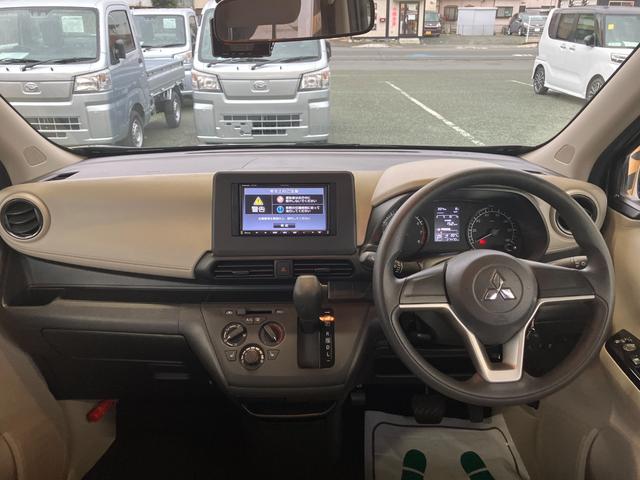 ｅＫワゴン Ｍ　純正ナビゲーション　Ｂモニター　ワンオーナ車　キーレスエントリー　エアバック　ＡＢＳ（6枚目）