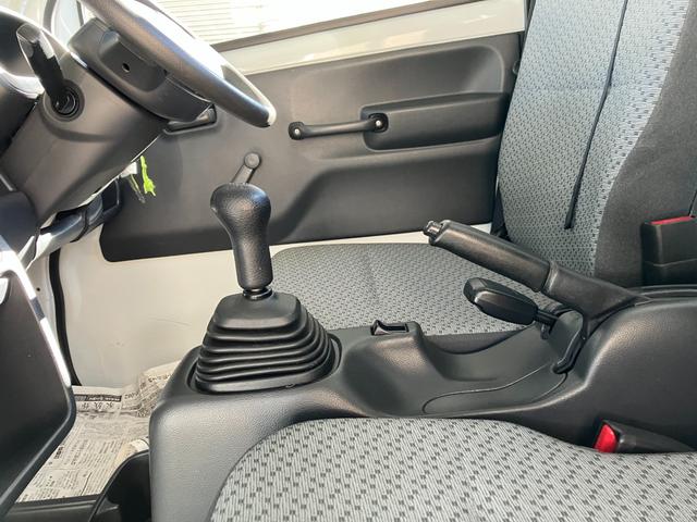 キャリイトラック ＫＣエアコン・パワステ農繁仕様　４ＷＤ　ＭＴ（10枚目）