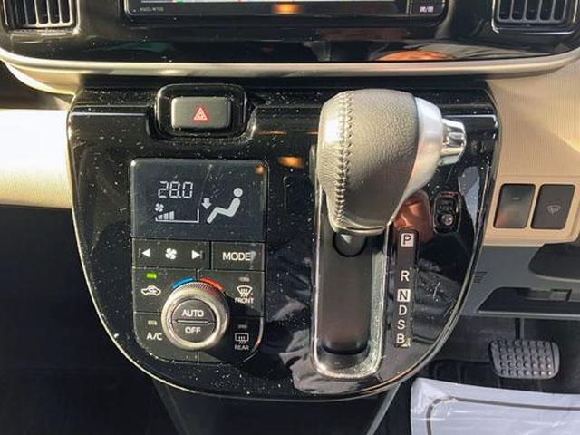 ムーヴキャンバス GブラックアクセントVS SAIII 純正ナビ パノラマ レーンキープアシスト 衝突被害軽減装置 ワンオーナー スマートキー オートハイビーム エアバック ABS 記録簿 キーレスエントリー 両電動スライドドア 電動格納ドアミラー オートエアコン(10枚目)