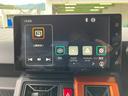 オーディオ周りの画像です。山梨ダイハツでは純正ナビ付きやドラレコ付きのお車も多数ご用意がございます。電装品にも1年間の保証が付いております。