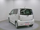 左後ろの画像です。県外のお客様におかれましてはご契約・お引渡しは山梨ダイハツ店頭にてお願いしております。県外への陸送サービスはございませんので予めご承知おき下さい。