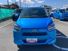 当社の販売車輌は、全てお引渡し前に整備点検を行っております。保証も一年間・走行距離無制限です。 5