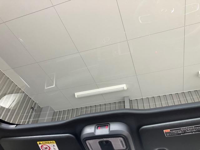 タフト Ｇ　ダーククロムベンチャー　コーナーセンサー・プッシュボタンスタート・ステアリングスイッチ・オートエアコン・キーフリーシステム・アルミホイール・シートヒーター・パワーウィンドウ（19枚目）