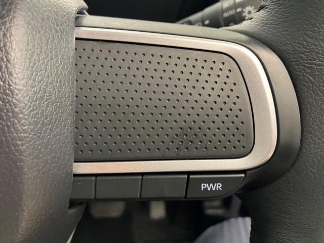 タント カスタムＲＳ　両側電動スライドドア・プッシュボタンスタート・ステアリングスイッチ・オートエアコン・キーフリーシステム・シートヒーター・バックカメラ対応・アルミホイール・パワーウィンドウ（10枚目）
