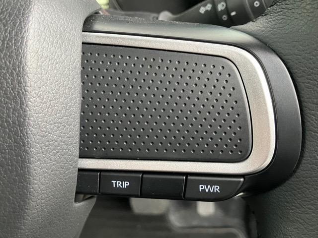 タフト Ｇ　ダーククロムベンチャー　コーナーセンサー・プッシュボタンスタート・ステアリングスイッチ・オートエアコン・キーフリーシステム・アルミホイール・パワーウィンドウ（8枚目）