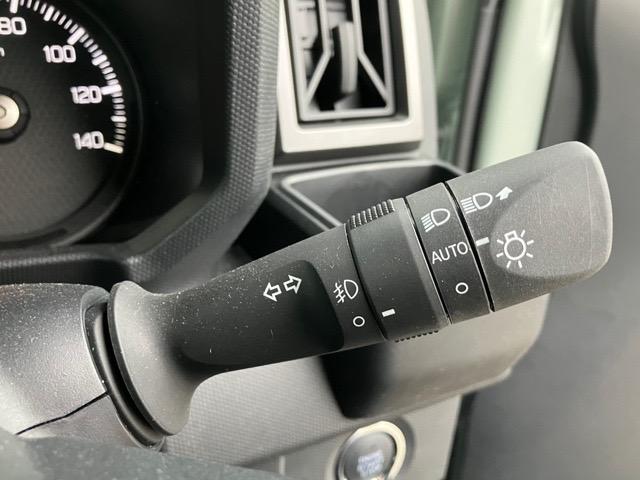 タフト Ｇ　ダーククロムベンチャー　コーナーセンサー・プッシュボタンスタート・ステアリングスイッチ・オートエアコン・キーフリーシステム・アルミホイール・パワーウィンドウ（9枚目）