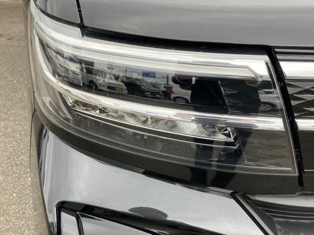 タント カスタムＲＳ　両側電動スライドドア・プッシュボタンスタート・ステアリングスイッチ・オートエアコン・キーフリーシステム・アルミホイール・パワーウィンドウ（27枚目）