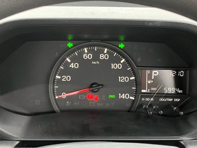 ハイゼットトラック スタンダード　４ＷＤ・ＣＶＴ車・コーナーセンサー・エコアイドル・ラジオ・エアコン（6枚目）