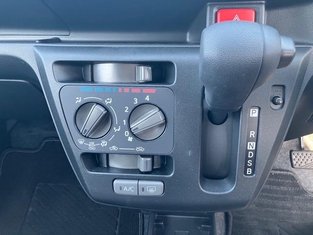 ミライース Ｌ　ＳＡＩＩＩ　エコアイドル・コーナーセンサー・オートハイビーム・キーレスエントリー・エアコン・パワーウィンドウ（9枚目）