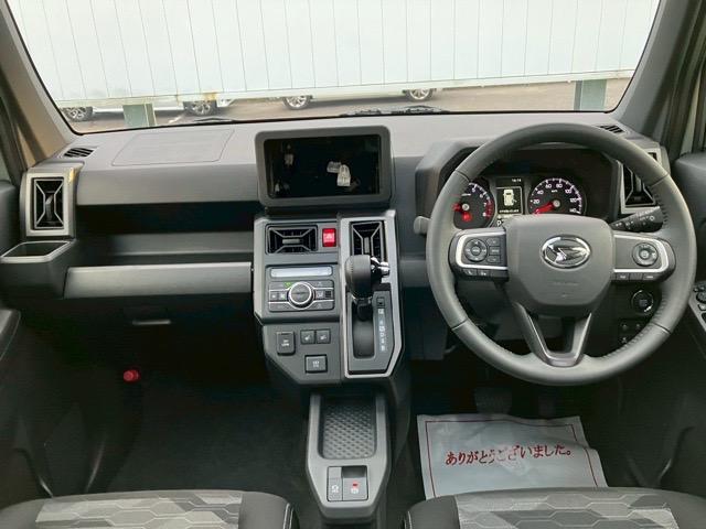 タフト Ｇターボ　ダーククロムベンチャー　コーナーセンサー・プッシュボタンスタート・ステアリングスイッチ・オートエアコン・キーフリーシステム・アルミホイール・シートヒーター・パワーウィンドウ（3枚目）