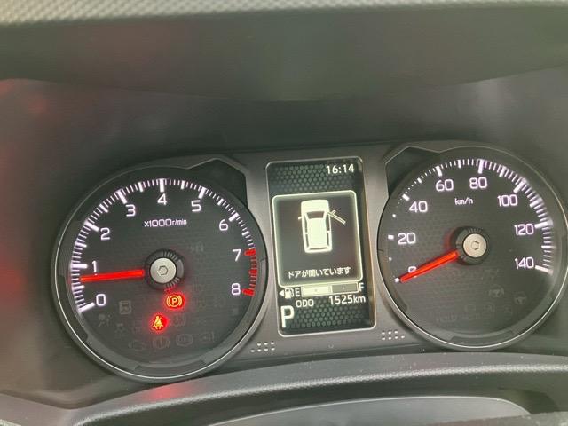 タフト Ｇターボ　ダーククロムベンチャー　コーナーセンサー・プッシュボタンスタート・ステアリングスイッチ・オートエアコン・キーフリーシステム・アルミホイール・シートヒーター・パワーウィンドウ（6枚目）