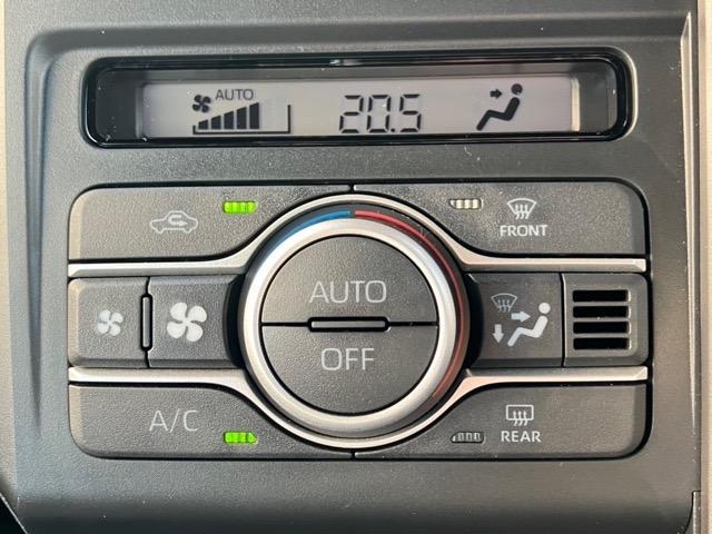 タフト Gターボ クロムベンチャー コーナーセンサー・プッシュボタンスタート・ステアリングスイッチ・オートエアコン・キーフリーシステム・アルミホイール・シートヒーター・パワーウィンドウ(9枚目)