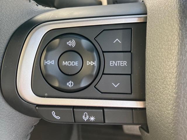 タフト Gターボ クロムベンチャー コーナーセンサー・プッシュボタンスタート・ステアリングスイッチ・オートエアコン・キーフリーシステム・アルミホイール・シートヒーター・パワーウィンドウ(11枚目)