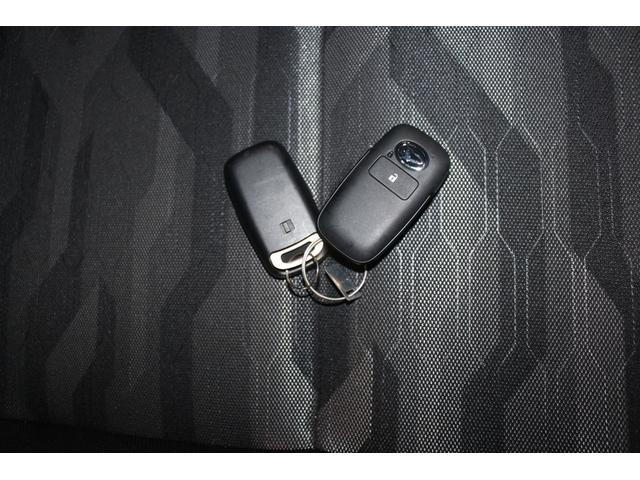 G. (車内 消臭・抗菌 処理済) スマートキー 純正アルミホイール オート格納式ドアミラー コーナーセンサー 運転席・助手席シートヒーター 衝突被害軽減システム(19枚目)
