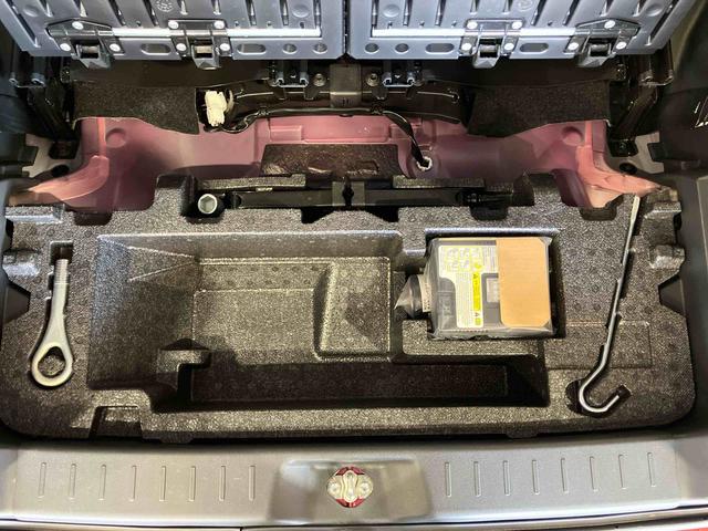 ムーヴキャンバス Ｇブラックインテリアリミテッド　ＳＡＩＩＩ　（車内　消臭・抗菌　処理済）　衝突被害軽減システム　４ＷＤ　両側パワースライドドア　ナビ　パノラマモニター　キーフリーシステム（23枚目）