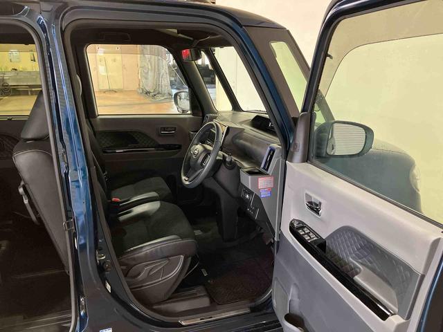 タント カスタムRS (車内 消臭・抗菌 処理済) 衝突被害軽減システム 4WD 両側パワースライドドア ナビ パノラマモニター アルミホイール キーフリーシステム(9枚目)