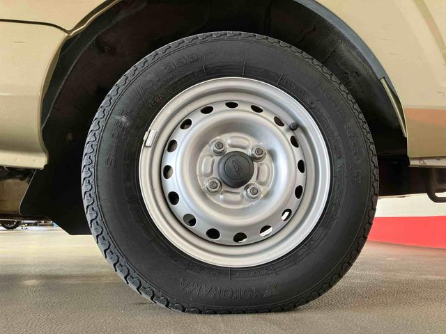 ハイゼットトラック エクストラＳＡＩＩＩｔ　（車内　消臭・抗菌　処理済）　衝突被害軽減システム　４ＷＤ　５速マニュアル　キーレスエントリー（17枚目）