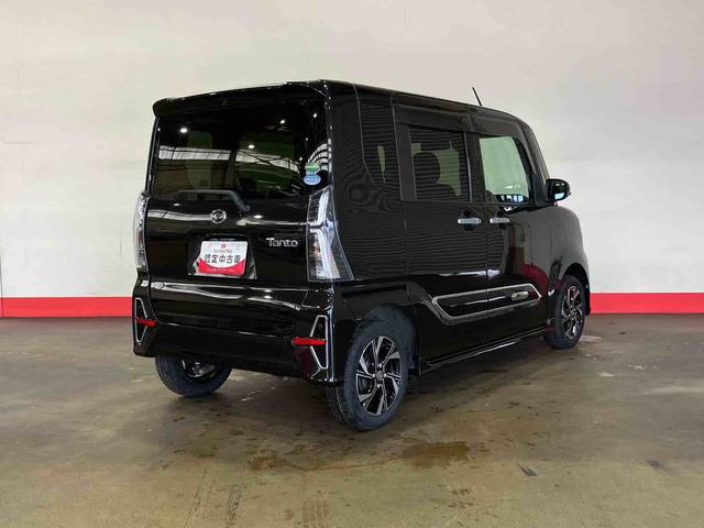 タント カスタムＸスタイルセレクション　（車内　消臭・抗菌　処理済）　衝突被害軽減システム　４ＷＤ　バックカメラ　アルミホイール　キーフリーシステム（2枚目）