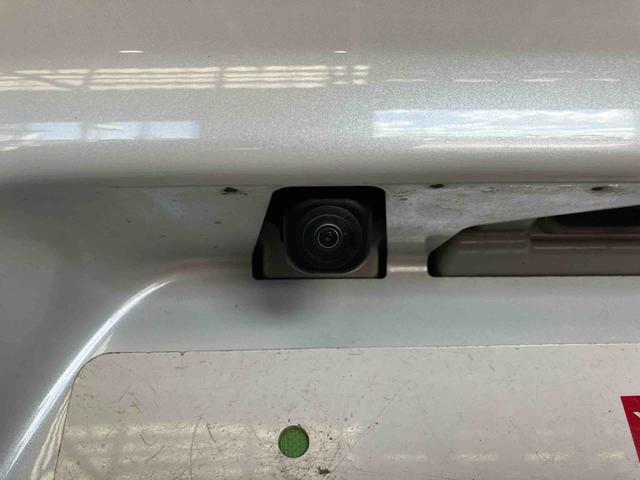 タント ファンクロスターボ　（車内　消臭・抗菌　処理済）　衝突被害軽減システム　両側パワースライドドア　バックカメラ　アルミホイール　キーフリーシステム（15枚目）