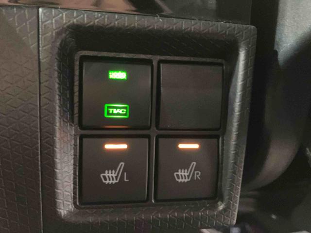 タント カスタムX (車内 消臭・抗菌 処理済) 衝突被害軽減システム 4WD 両側パワースライドドア ナビ バックカメラ アルミホイール キーフリーシステム(18枚目)