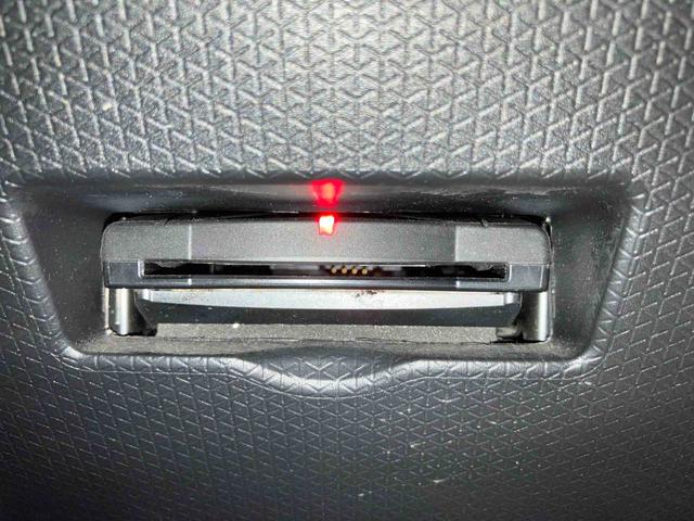 タント カスタムX (車内 消臭・抗菌 処理済) 衝突被害軽減システム 4WD 両側パワースライドドア ナビ バックカメラ アルミホイール キーフリーシステム(19枚目)