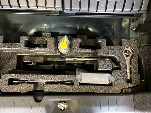 タント カスタムXセレクション (車内 消臭・抗菌 処理済) 衝突被害軽減システム 両側パワースライドドア ナビ バックカメラ アルミホイール キーフリーシステム(22枚目)