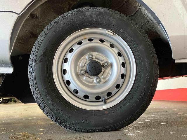 ハイゼットトラック スタンダードSAIIIt (車内 消臭・抗菌 処理済) 衝突被害軽減システム 4WD 5速マニュアル(16枚目)