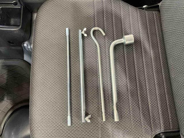 ハイゼットトラック スタンダードSAIIIt (車内 消臭・抗菌 処理済) 衝突被害軽減システム 4WD 5速マニュアル(19枚目)