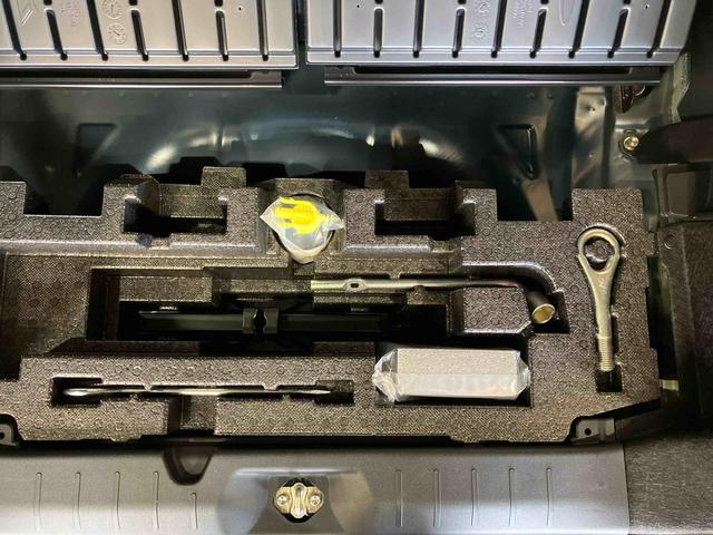 タント カスタムXセレクション (車内 消臭・抗菌 処理済) 衝突被害軽減システム 両側パワースライドドア ナビ バックカメラ アルミホイール キーフリーシステム(23枚目)