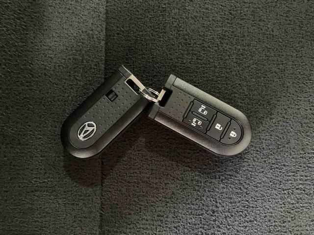 ムーヴキャンバス ＧブラックアクセントＶＳ　ＳＡＩＩＩ　（車内　消臭・抗菌　処理済）　衝突被害軽減システム　両側パワースライドドア　ナビ　パノラマモニター　キーフリーシステム（19枚目）