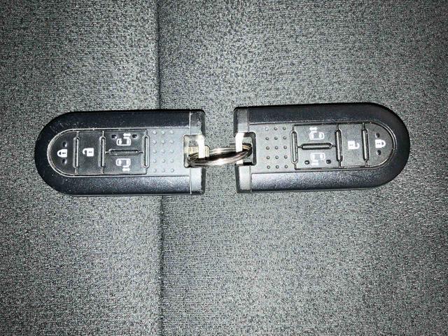 ムーヴキャンバス GブラックインテリアVS SAIII (車内 消臭・抗菌 処理済) 衝突被害軽減システム 両側パワースライドドア ナビ パノラマモニター キーフリーシステム(20枚目)