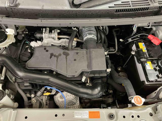 トール カスタムG (車内 消臭・抗菌 処理済) 衝突被害軽減システム 4WD 両側パワースライドドア アダプティブクルーズコントロール ナビ バックカメラ アルミホイール キーフリーシステム(6枚目)