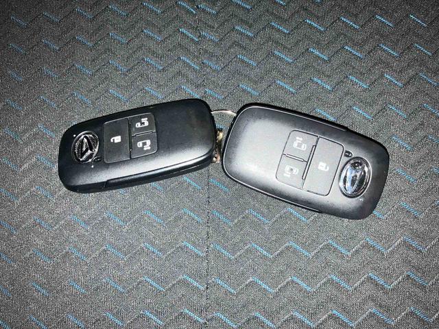 トール カスタムG (車内 消臭・抗菌 処理済) 衝突被害軽減システム 4WD 両側パワースライドドア アダプティブクルーズコントロール ナビ バックカメラ アルミホイール キーフリーシステム(20枚目)