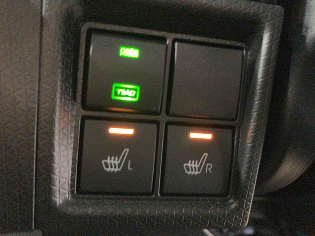 タント カスタムRSセレクション (車内 消臭・抗菌 処理済) 衝突被害軽減システム 4WD 両側パワースライドドア アダプティブクルーズコントロール ナビ パノラマモニター アルミホイール キーフリーシステム(18枚目)