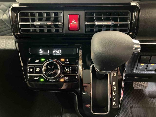 タント カスタムX (車内 消臭・抗菌 処理済) 衝突被害軽減システム 4WD 両側パワースライドドア ナビ バックカメラ アルミホイール キーフリーシステム(16枚目)