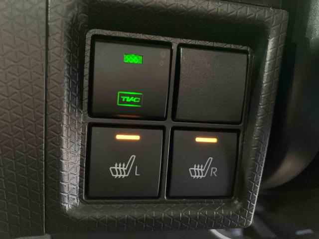 タント カスタムX (車内 消臭・抗菌 処理済) 衝突被害軽減システム 4WD 両側パワースライドドア ナビ バックカメラ アルミホイール キーフリーシステム(18枚目)