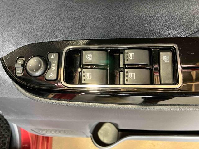 タント カスタムX (車内 消臭・抗菌 処理済) 衝突被害軽減システム 4WD 両側パワースライドドア ナビ バックカメラ アルミホイール キーフリーシステム(21枚目)